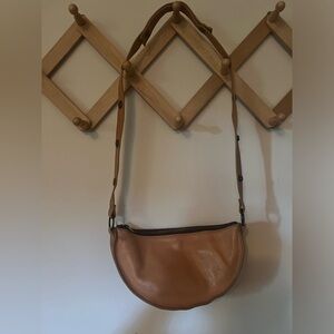 Lyons Leather Purse